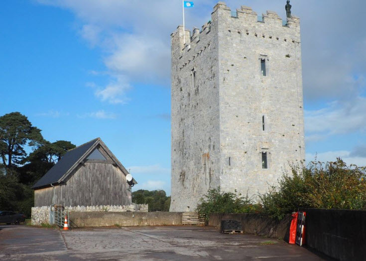 Belvelly Castle "De Barrà", Ireland